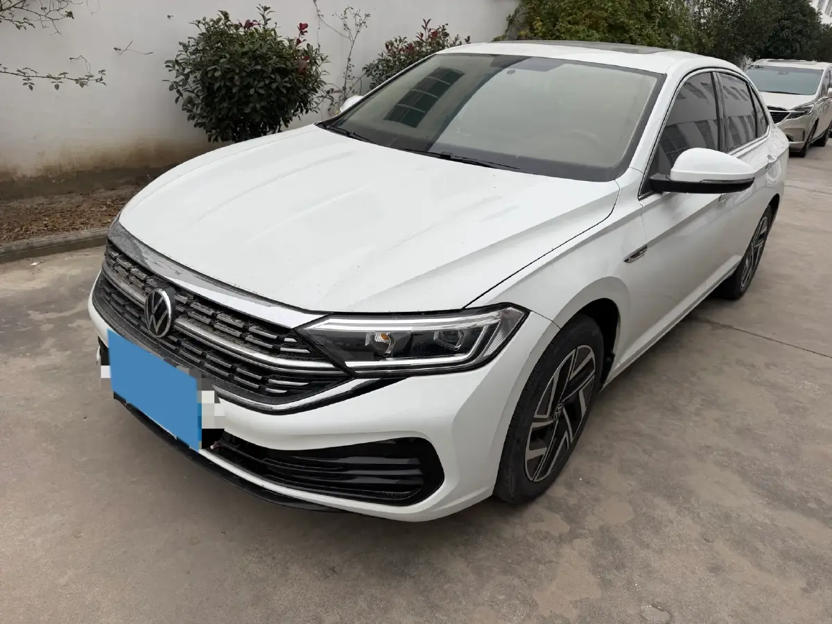 2023 Volkswagen Sagitar 1.4T 150HP L4 7DCT