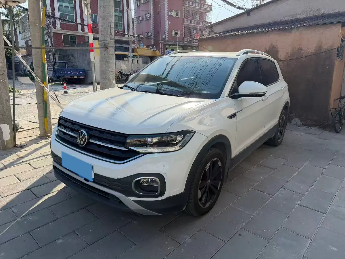 2020 Volkswagen Tacqua 1.5L 113HP L4 6AT