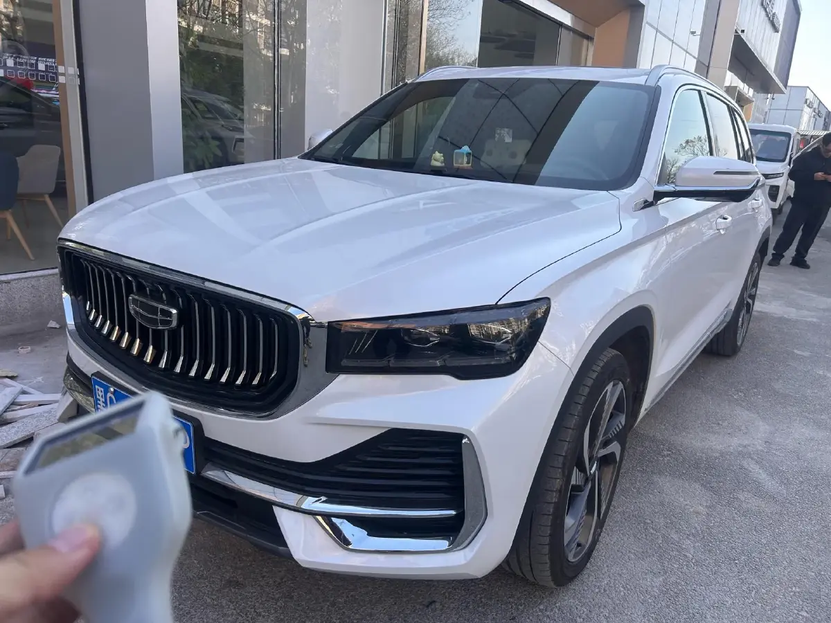 2024 Geely Monjaro 2.0T 238HP L4 8AT