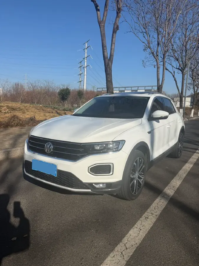 2019 Volkswagen T-Roc 1.4T 150HP L4 7DCT
