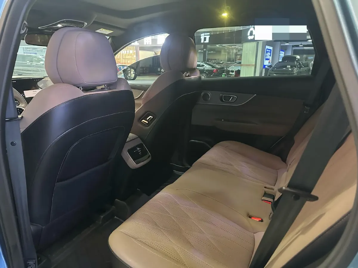 2025 Chery Tiggo8 PLUS C-DM 1.5T 156HP L4 1DHT PHEV,autocango,china used car exporter,china ev exporter,chinese used car exporter,chinese used ev exporter