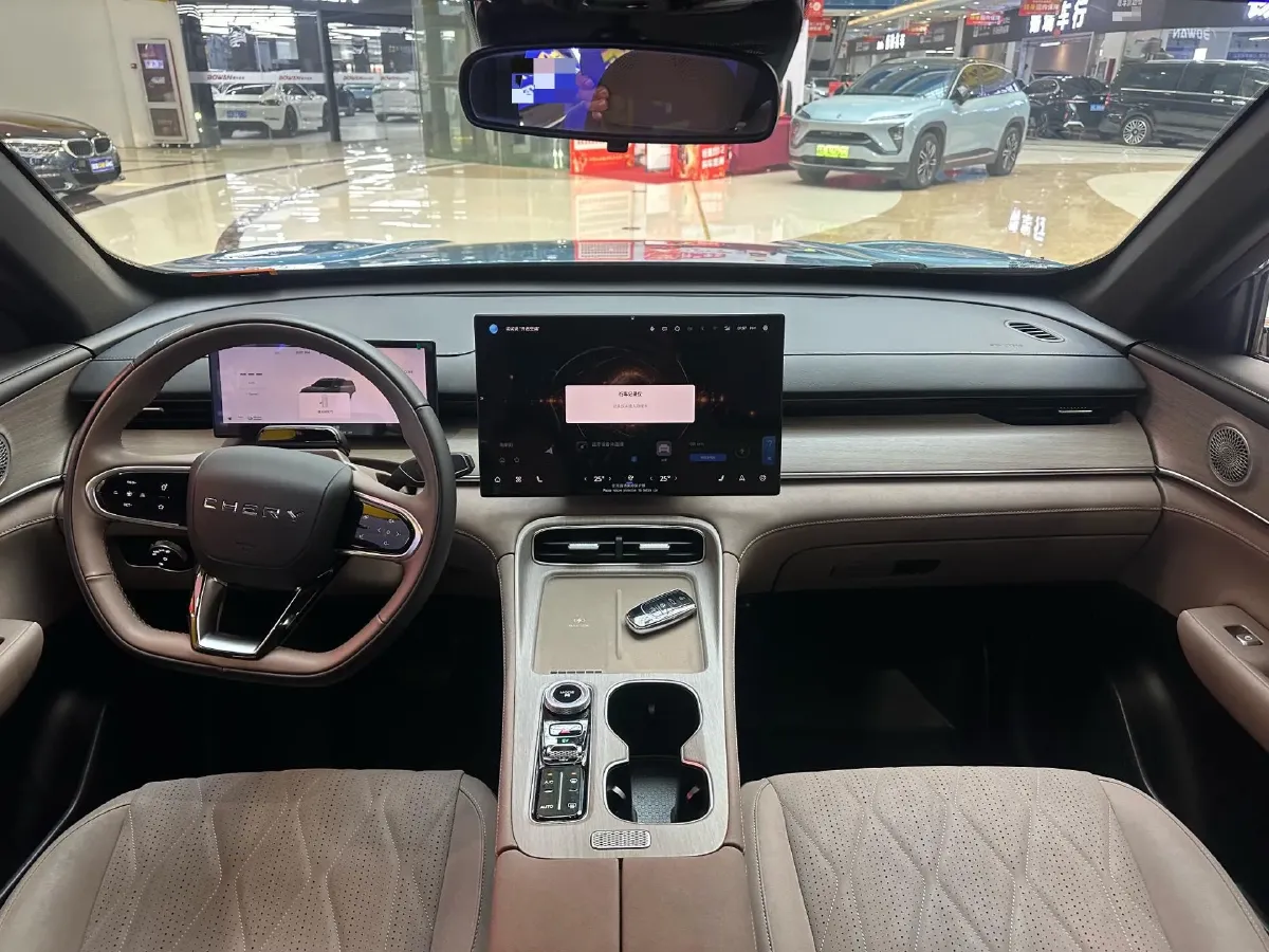 2025 Chery Tiggo8 PLUS C-DM 1.5T 156HP L4 1DHT PHEV,autocango,china used car exporter,china ev exporter,chinese used car exporter,chinese used ev exporter