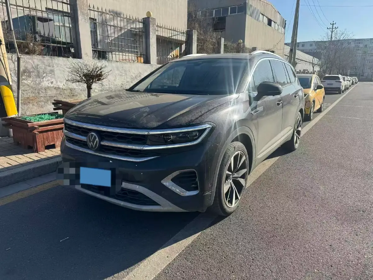 2022 Volkswagen Talagon 2.5T 299HP V6 7DCT