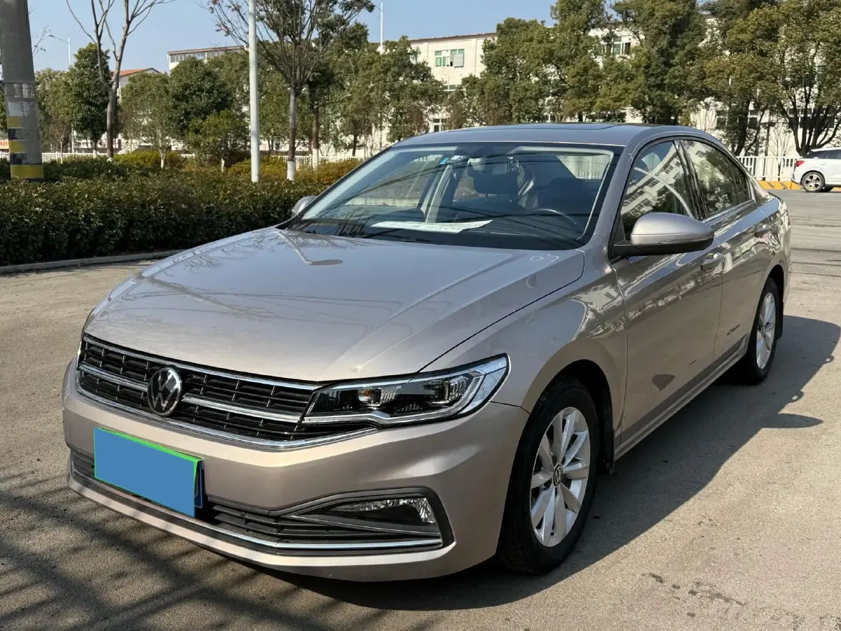2020 Volkswagen Bora 1.5L 113HP L4 6AT