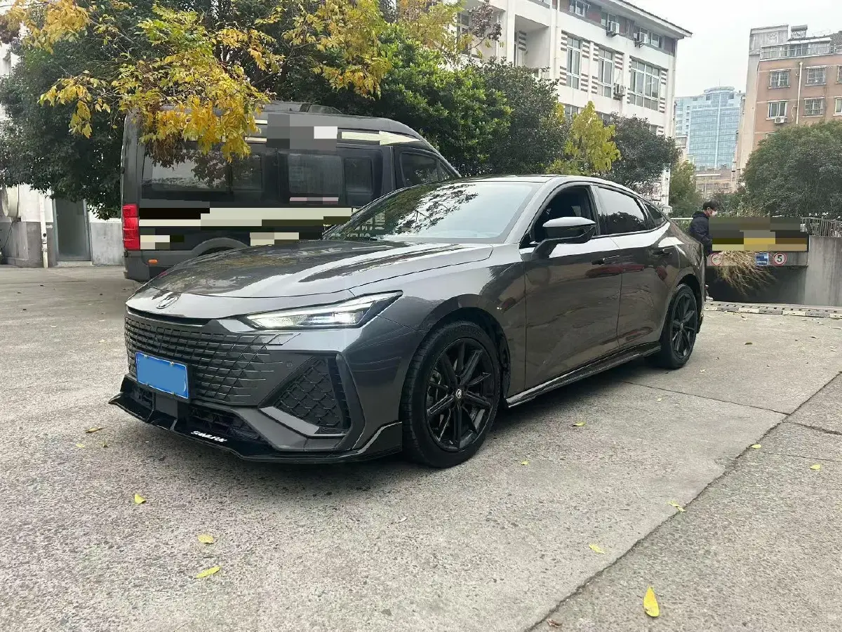 2022 ChangAn UNI-V 2.0T 233HP L4 8AT