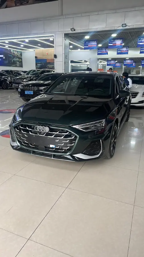 2025 Audi A3 1.5T 160HP L4 7DCT