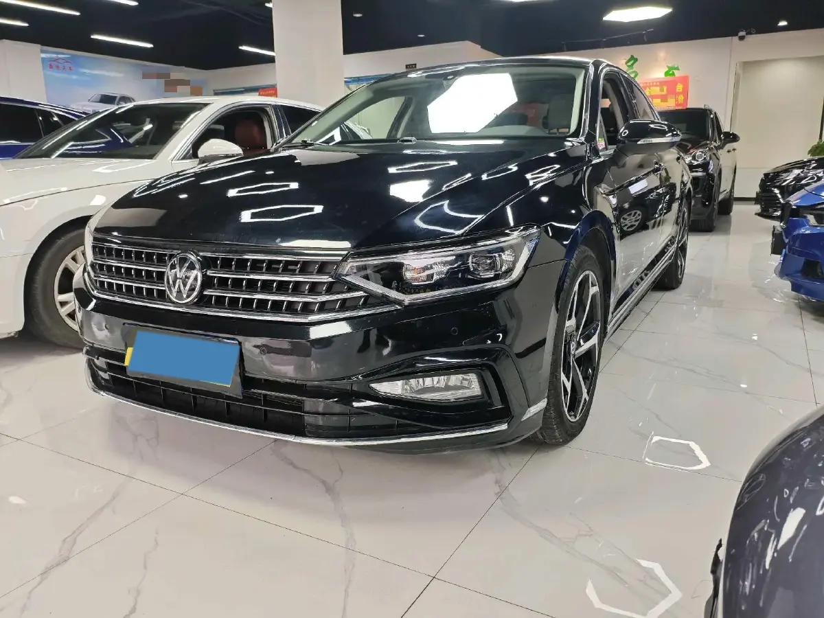 2023 Volkswagen Magotan 2.0T 186HP L4 7DCT