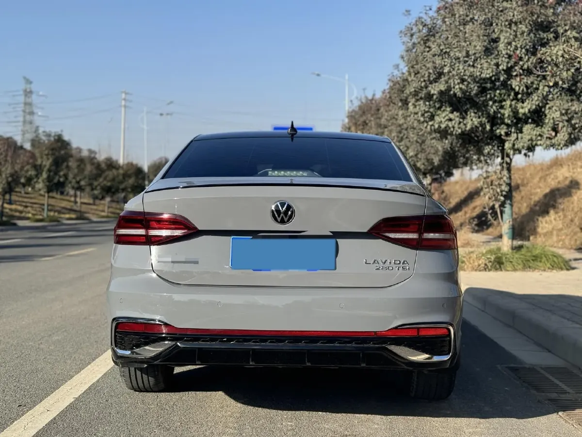 2023 Volkswagen Lavida 1.4T 150HP L4 7DCT,autocango,china used car exporter,china ev exporter,chinese used car exporter,chinese used ev exporter