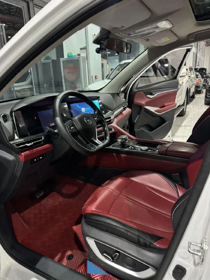 2020 ChangAn CS75 Plus 2.0T 233HP L4 8AT,autocango,china used car exporter,china ev exporter,chinese used car exporter,chinese used ev exporter