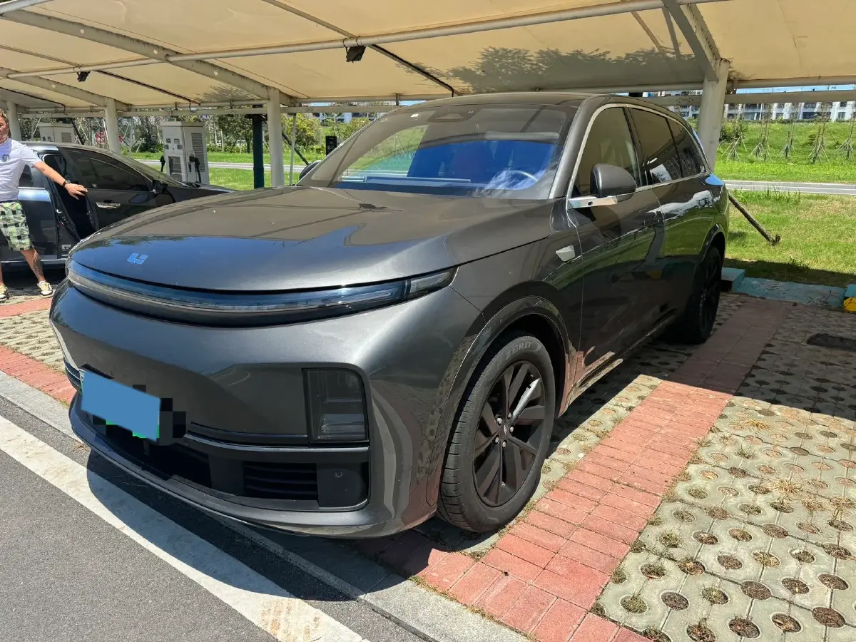 2023 Li L7 Range Extended 154HP REEV 40.9KWH