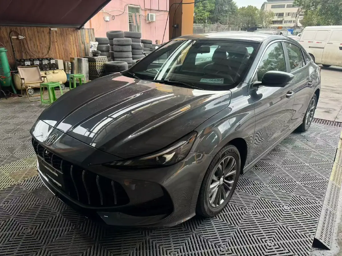 2025 MG 5 1.5L 129HP L4 CVT