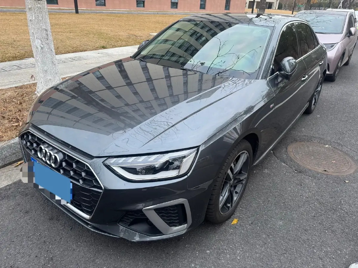 2020 Audi A4L 2.0T 190HP L4 7DCT