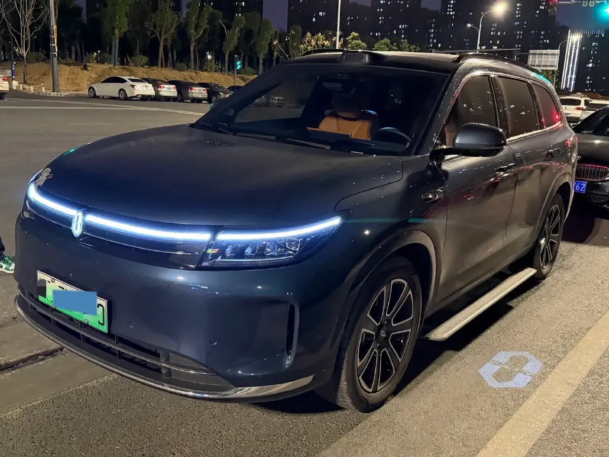 2024 AITO AITO M7 1.5T 152HP L4 REEV 42KWH