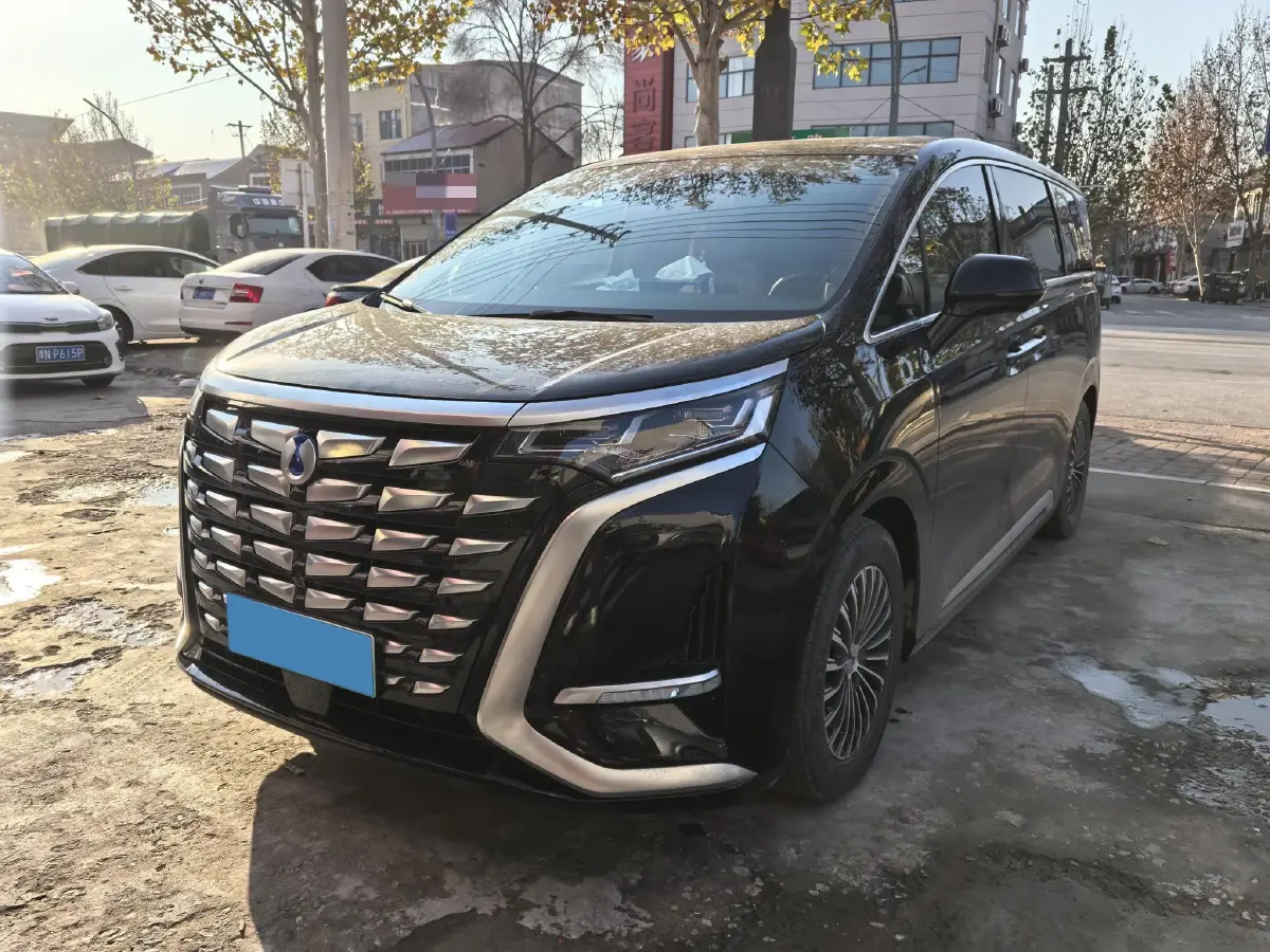 2022 HongQi HS7 3.0T 337HP V6 8AT