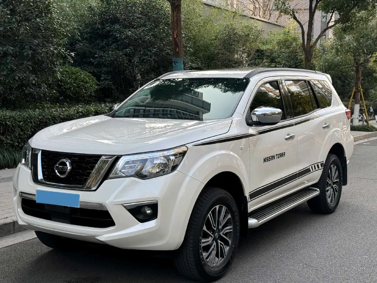 2020 Nissan Terra 2.5L 193HP L4 7AT