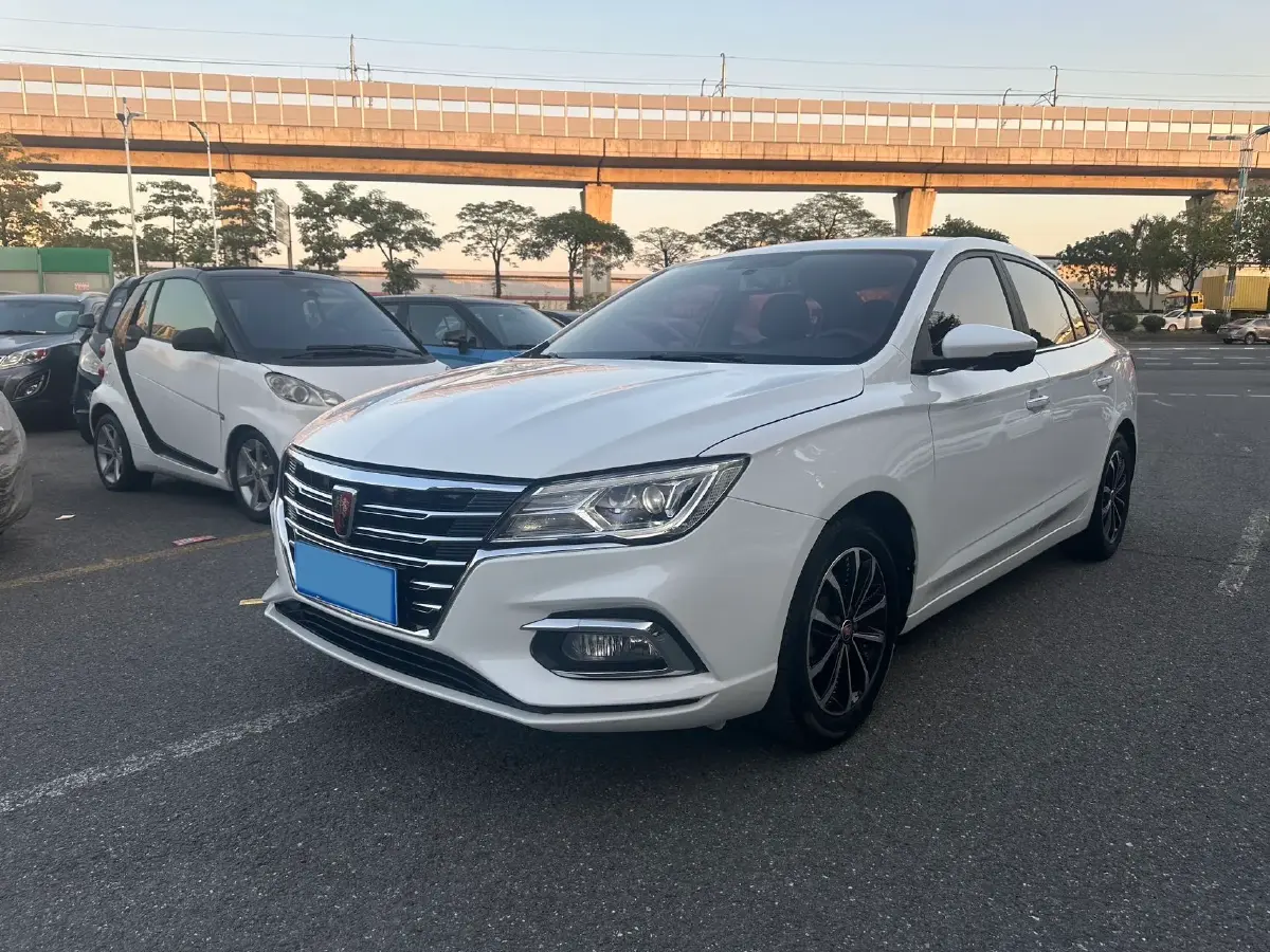 2020 Roewe i5 1.5L 120HP L4 CVT