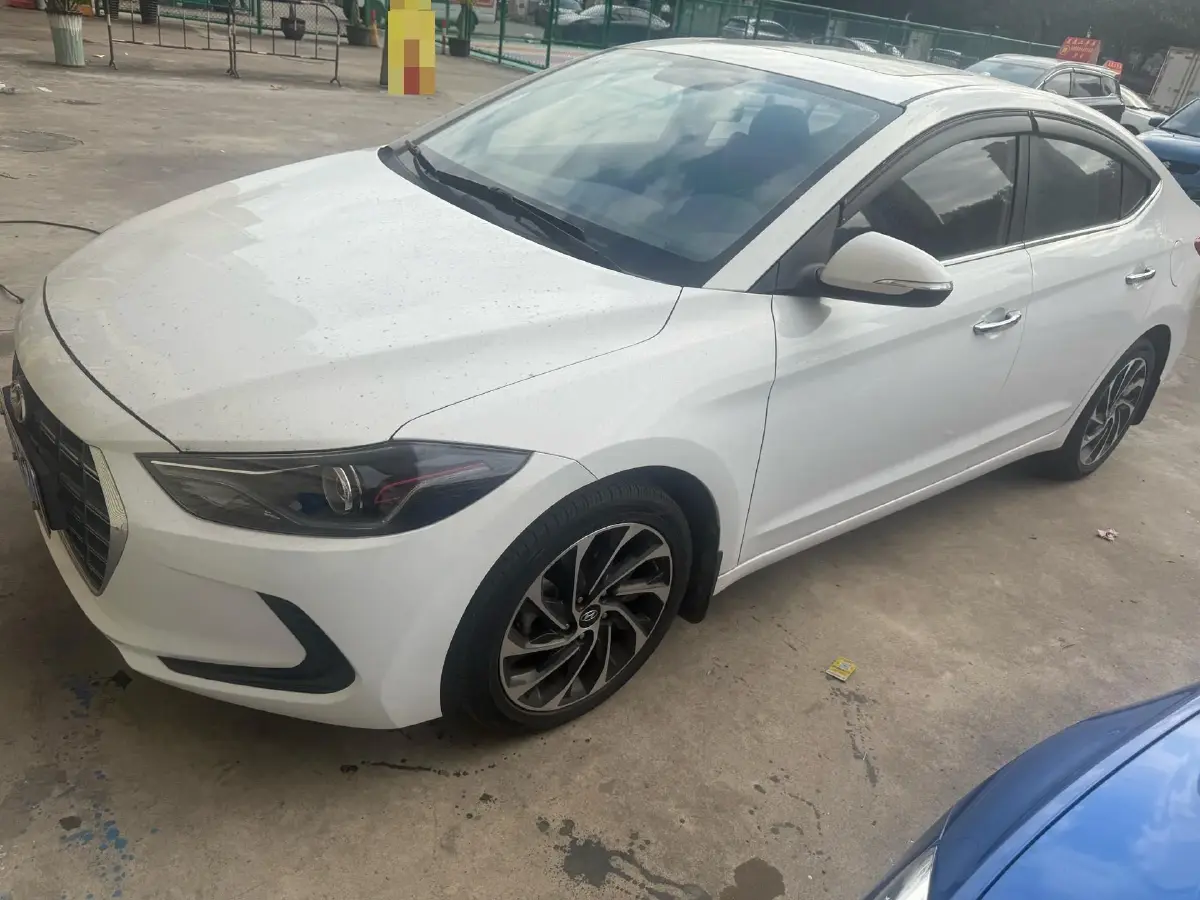 2020 Hyundai Elantra 1.4T 130HP L4 7DCT