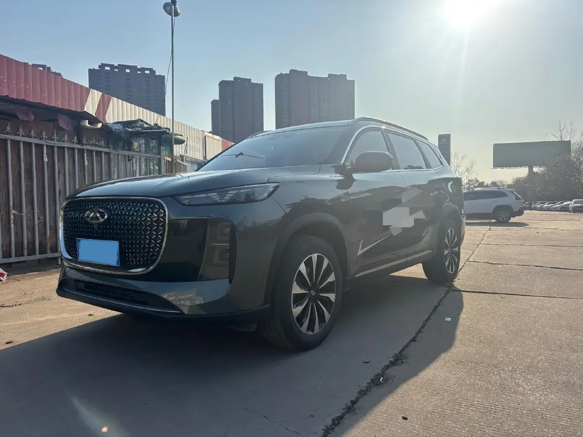 2025 Chery Tiggo 8 Plus 1.6T 197HP L4 7DCT