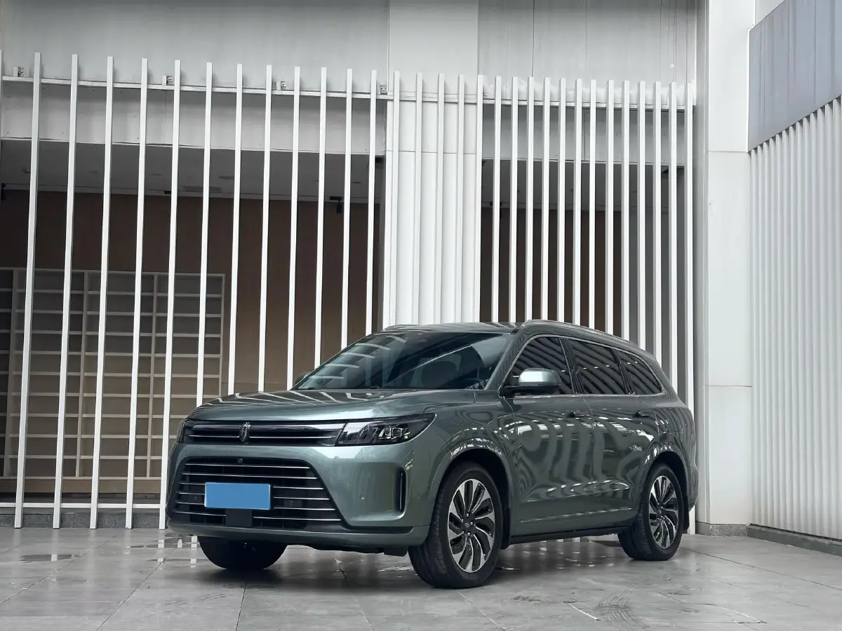 2022 Infiniti Q50L 2.0T 211HP L4 7AT