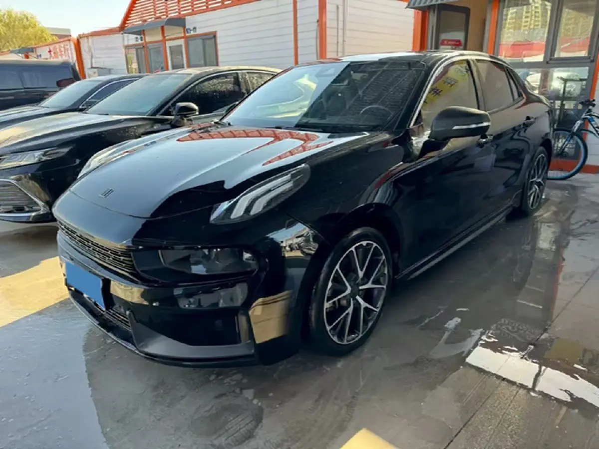 2022 LYNK&CO 03 2.0T 190HP L4 7DCT