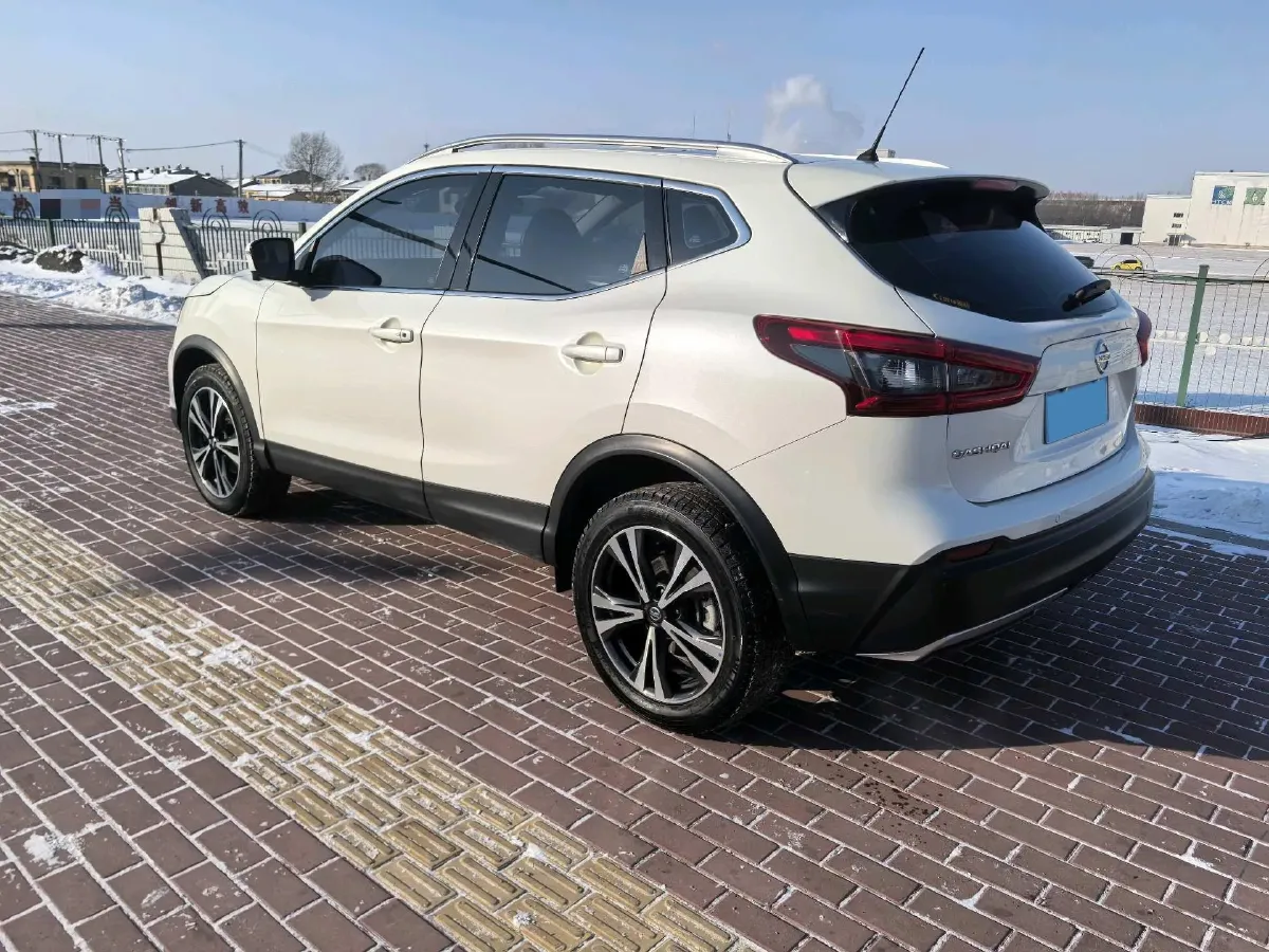 2021 Nissan Qashqai 2.0L 151HP L4 CVT,autocango,china used car exporter,china ev exporter,chinese used car exporter,chinese used ev exporter