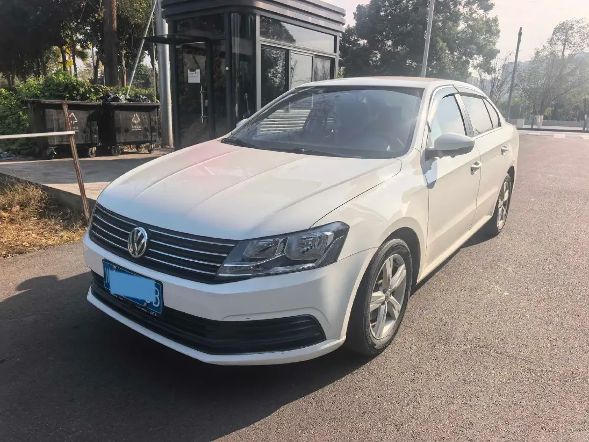 2017 Volkswagen Lavida 1.6L 110HP L4 6AT