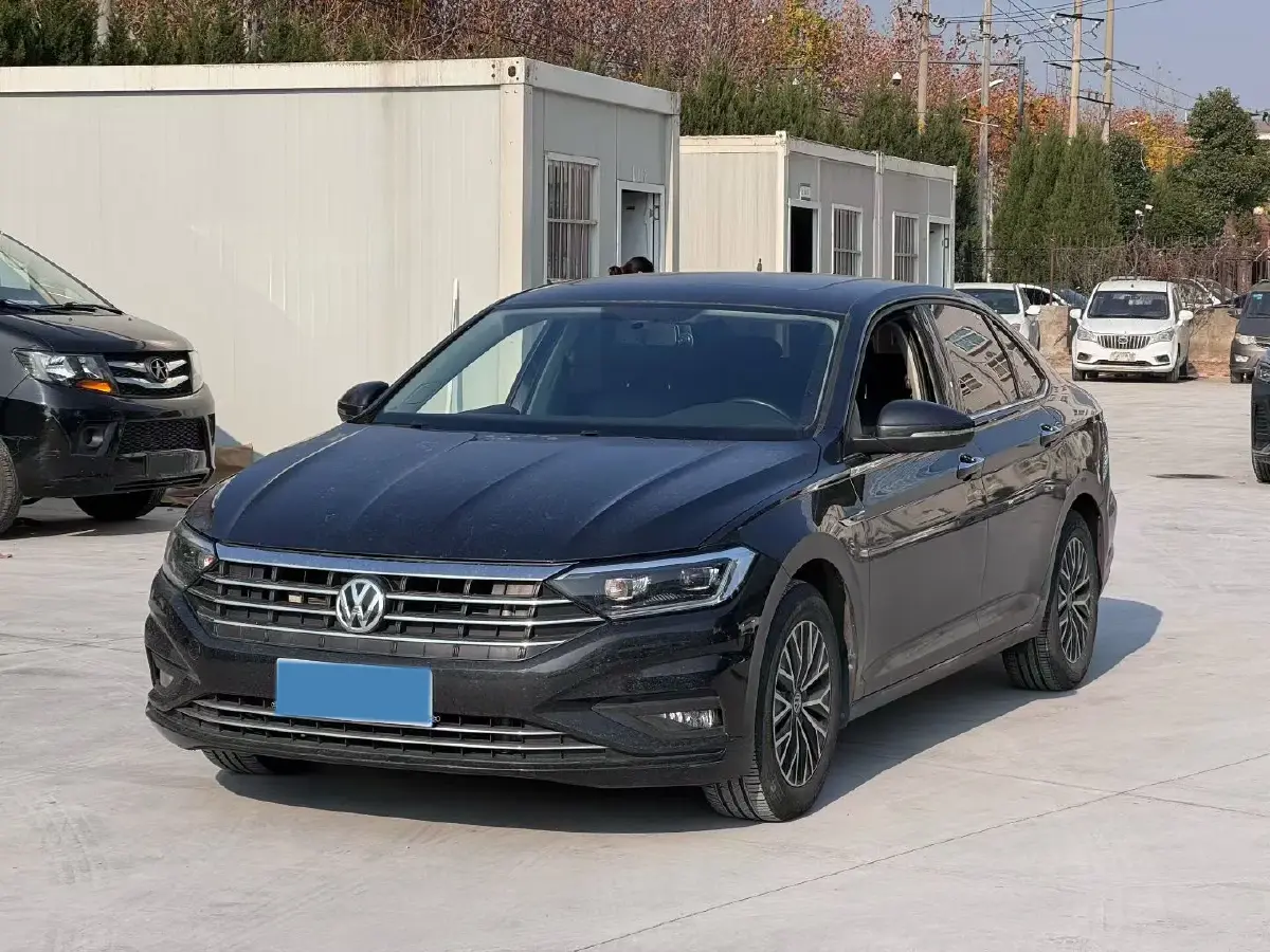 2021 Volkswagen Sagitar 1.4T 150HP L4 7DCT