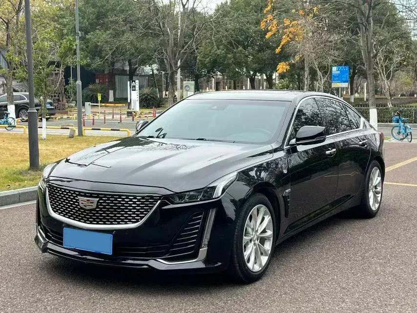 2022 Cadillac CT5 2.0T 237HP L4 10AT