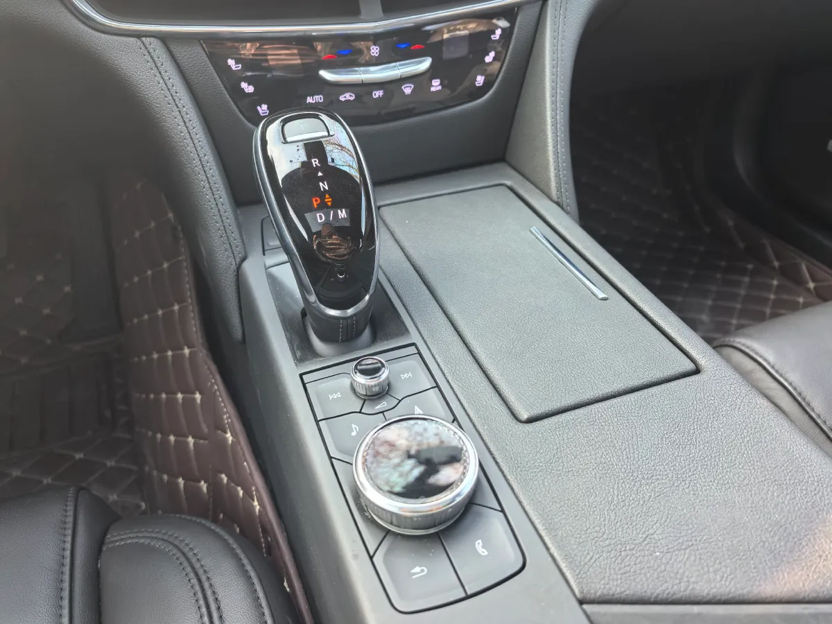 2021 Cadillac CT6 2.0T 237HP L4 10AT,autocango,china used car exporter,china ev exporter,chinese used car exporter,chinese used ev exporter