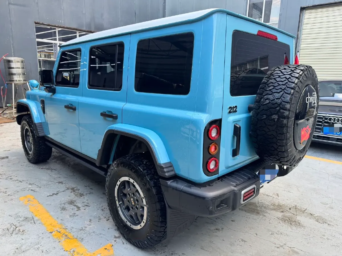 2025 212 212 T01 2.0T 252HP L4 8AT,autocango,china used car exporter,china ev exporter,chinese used car exporter,chinese used ev exporter