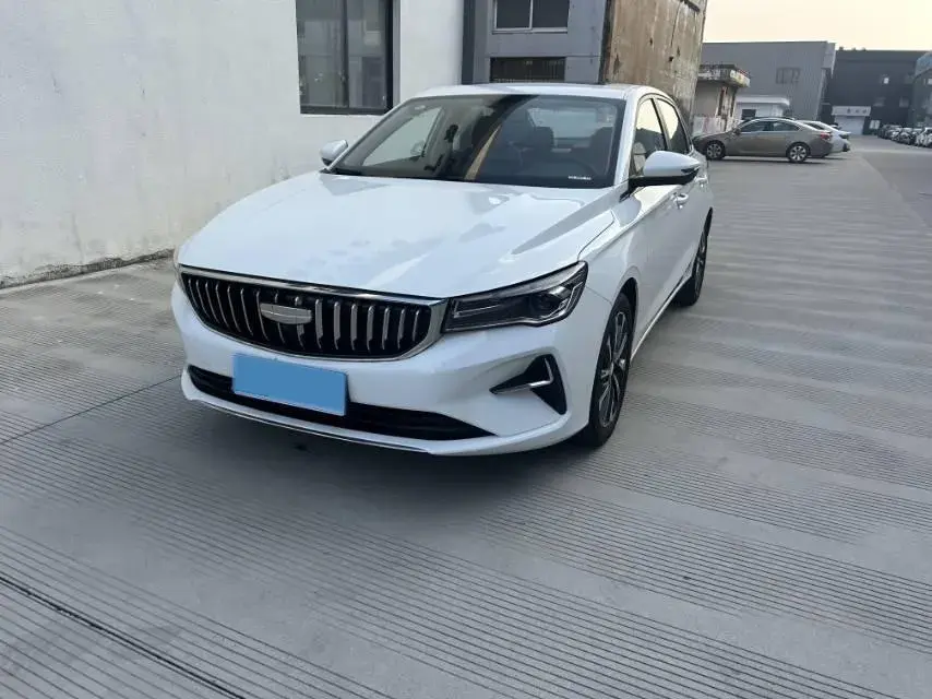 2025 Geely Emgrand 1.5L 127HP L4 CVT