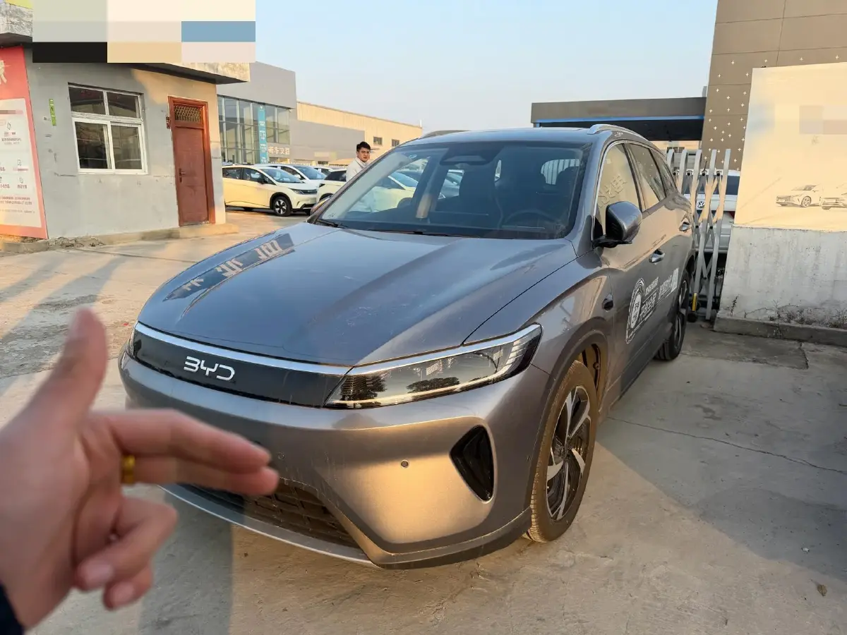 2025 BYD Sea Lion 05 DM-i 1.5L 101HP L4 E-CVT PHEV 18.3KWH