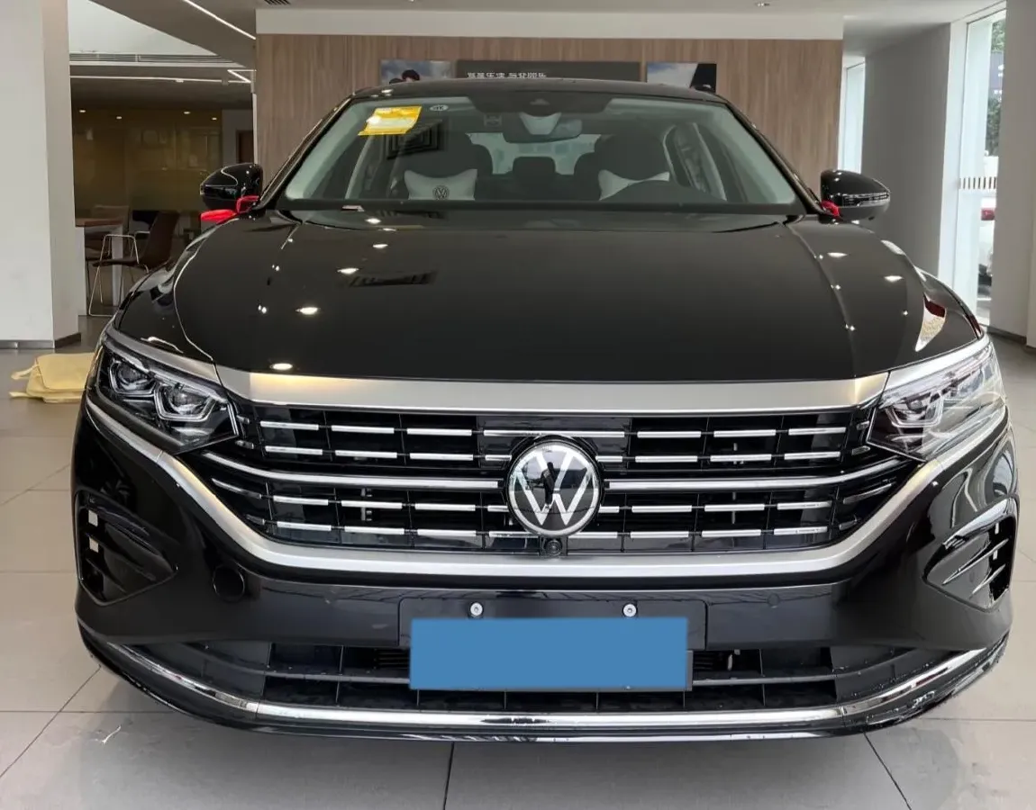 2026 Volkswagen Passat 2.0T 220HP L4 7DCT,autocango,china used car exporter,china ev exporter,chinese used car exporter,chinese used ev exporter