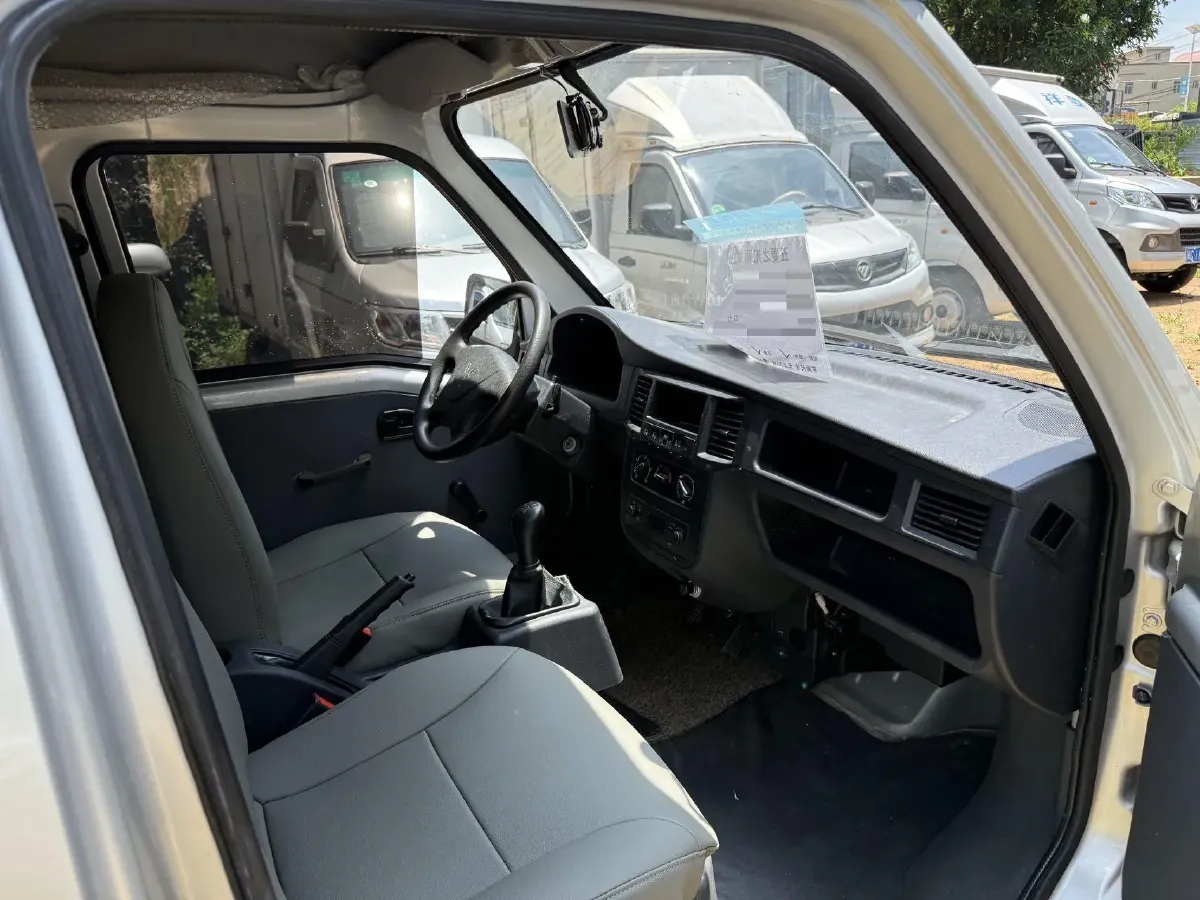 2020 WuLing ZhiGuang Mini Truck 1.2L 76HP L4 5MT,autocango,china used car exporter,china ev exporter,chinese used car exporter,chinese used ev exporter