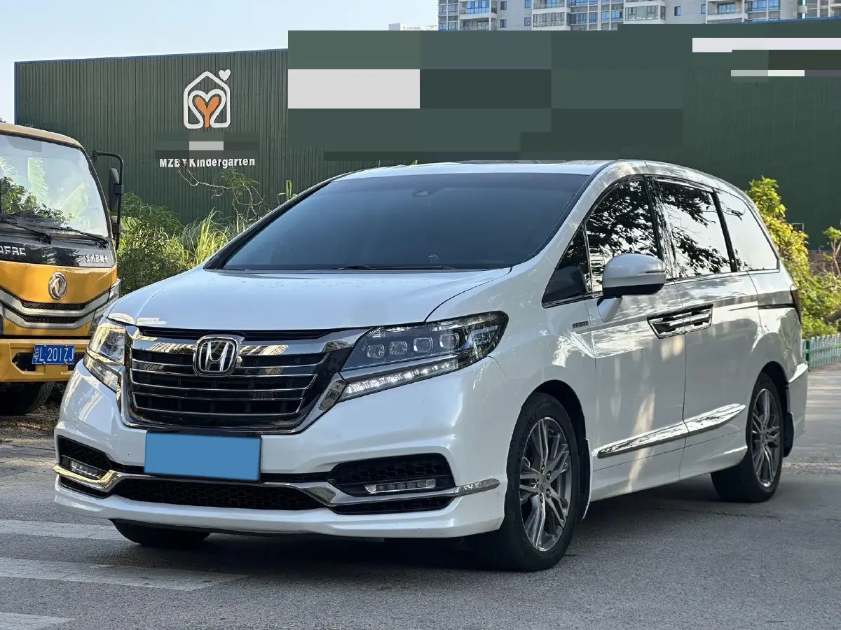 2019 Honda Elysioin 2.0L 146HP L4 E-CVT Hybrid