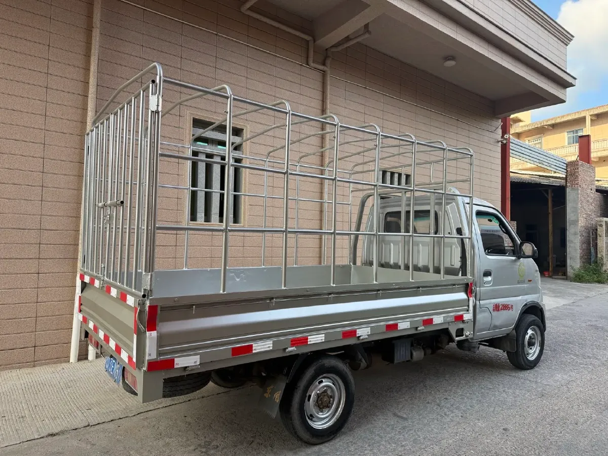 2023 DongFeng DFSK D71 1.6L 122HP L4 5MT,autocango,china used car exporter,china ev exporter,chinese used car exporter,chinese used ev exporter