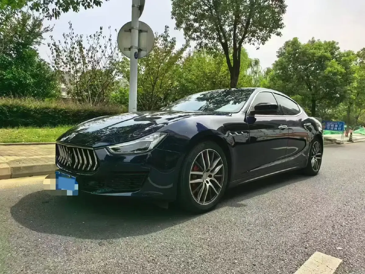 2019 Maserati Ghibli 3.0T 350HP V6 8AT