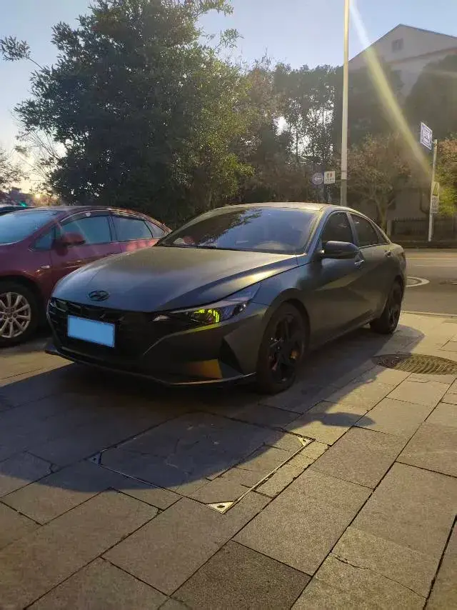 2022 Hyundai Elantra 1.5L 115HP L4 CVT