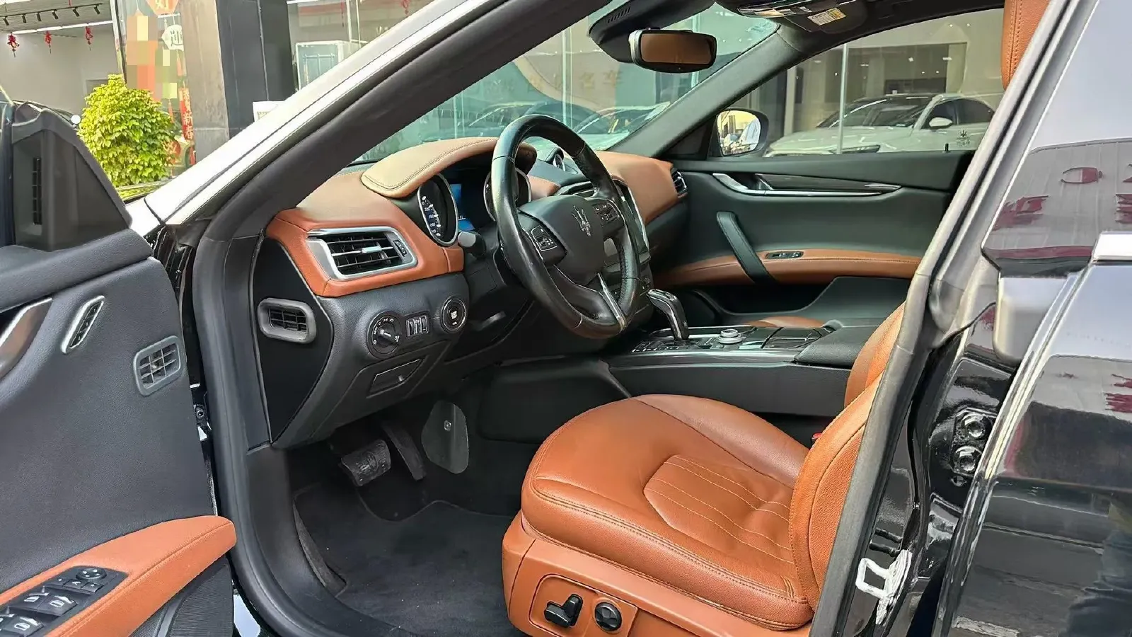 2019 Maserati Ghibli 3.0T 350HP V6 8AT,autocango,china used car exporter,china ev exporter,chinese used car exporter,chinese used ev exporter