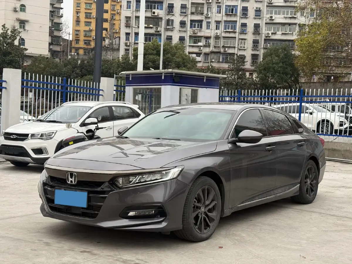 2021 Honda Accord 1.5T 194HP L4 CVT