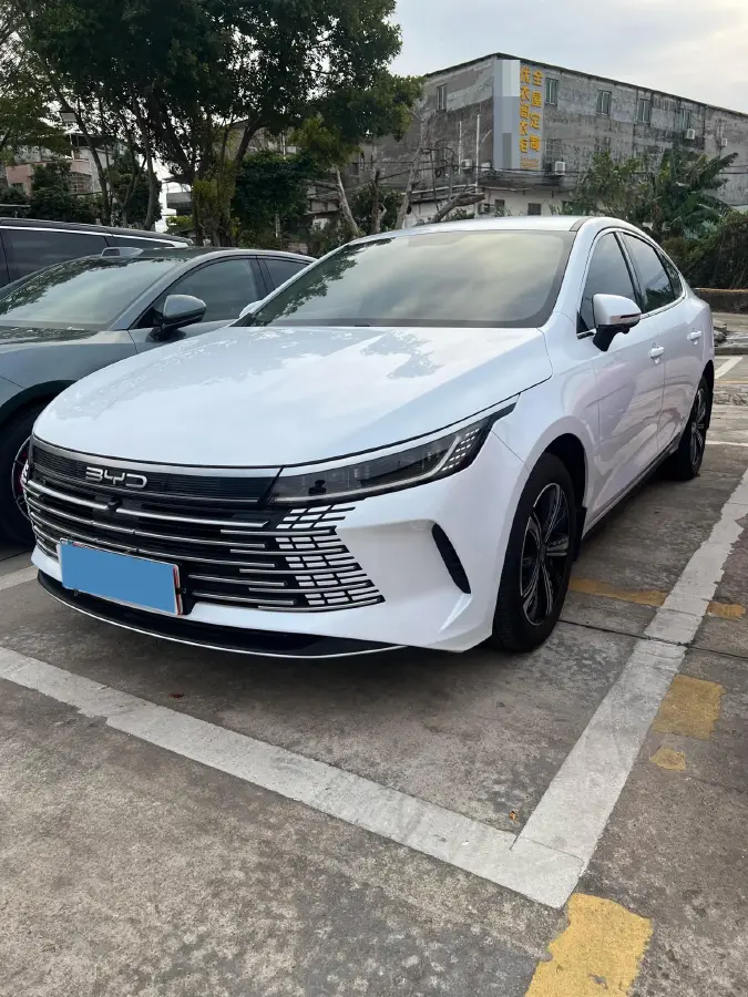 2023 BYD Destroyer 05 1.5L 110HP L4 E-CVT PHEV 18.3KWH