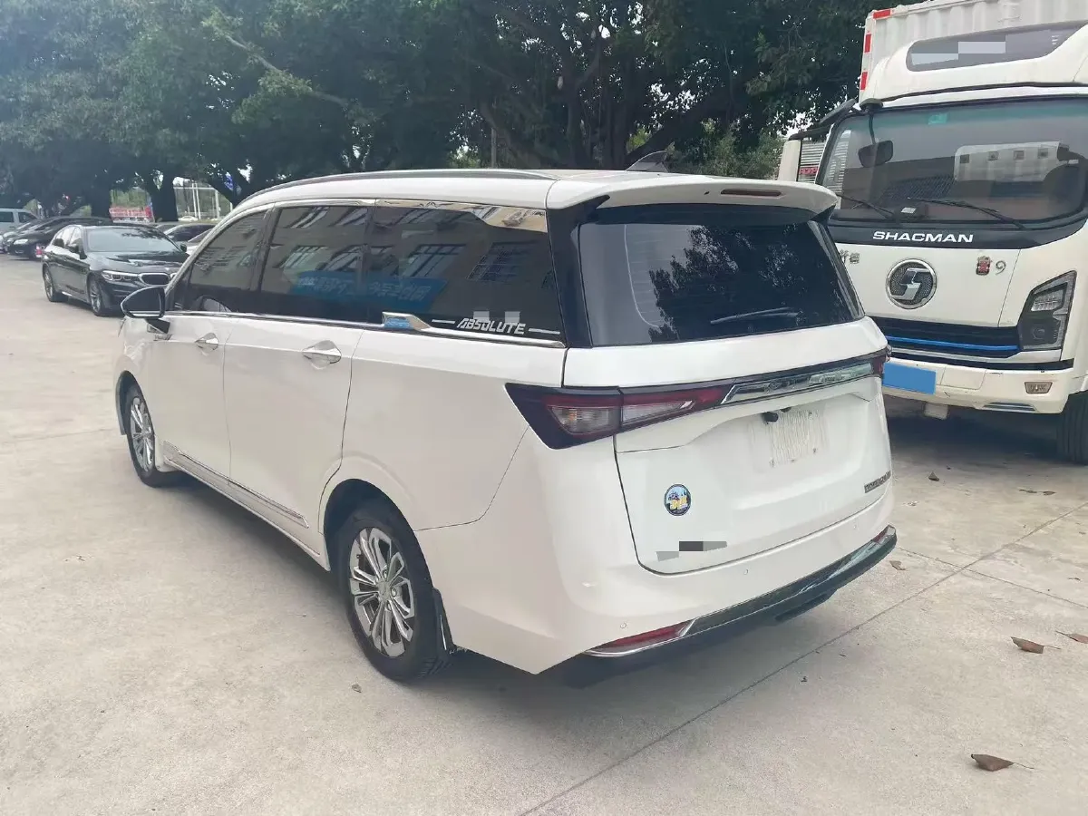2022 WuLing JiaChen 1.5L 99HP L4 6MT,autocango,china used car exporter,china ev exporter,chinese used car exporter,chinese used ev exporter