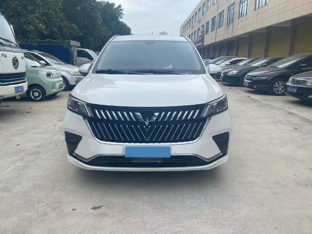 2022 WuLing JiaChen 1.5L 99HP L4 6MT,autocango,china used car exporter,china ev exporter,chinese used car exporter,chinese used ev exporter