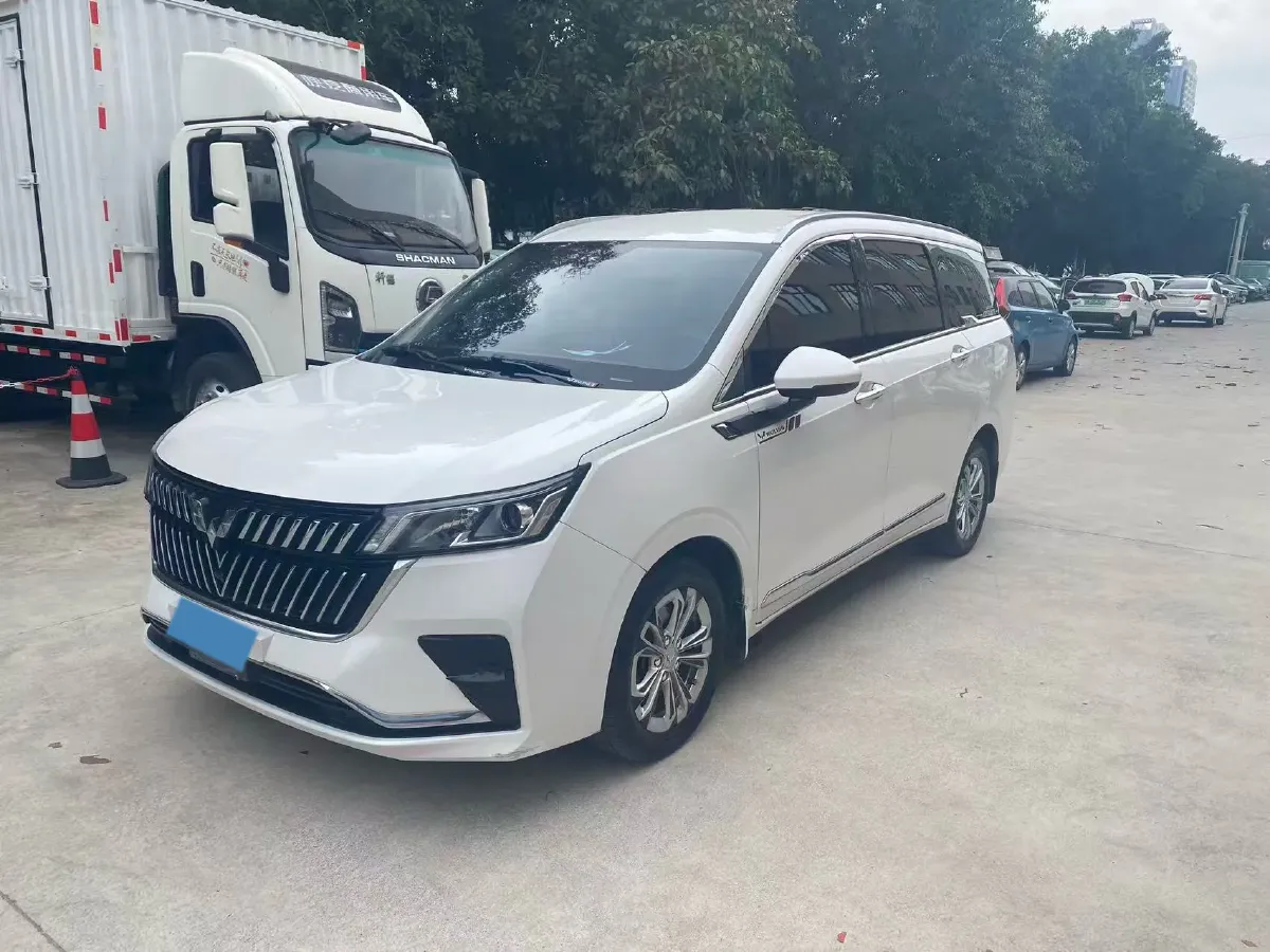 2022 WuLing JiaChen 1.5L 99HP L4 6MT,autocango,china used car exporter,china ev exporter,chinese used car exporter,chinese used ev exporter