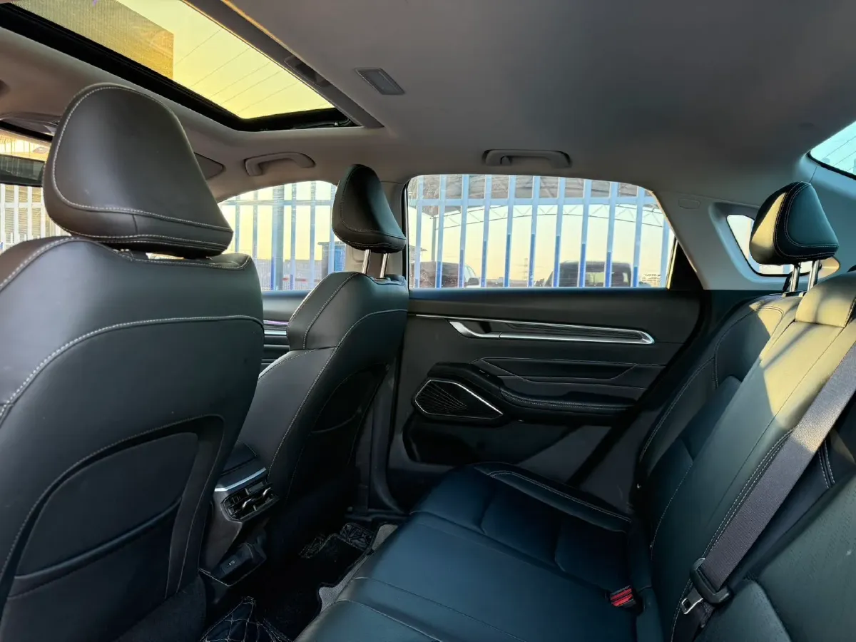 2022 Geely Emgrand 1.5L 114HP L4 CVT,autocango,china used car exporter,china ev exporter,chinese used car exporter,chinese used ev exporter