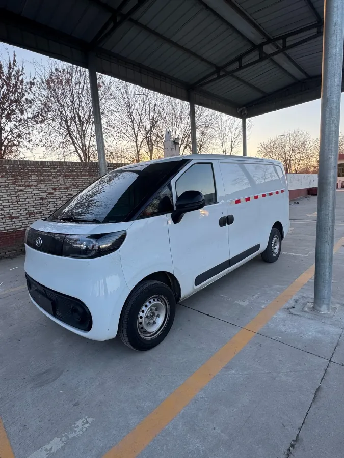 2023 MAXUS XinTu EV80 BEV 51.5KWH,autocango,china used car exporter,china ev exporter,chinese used car exporter,chinese used ev exporter
