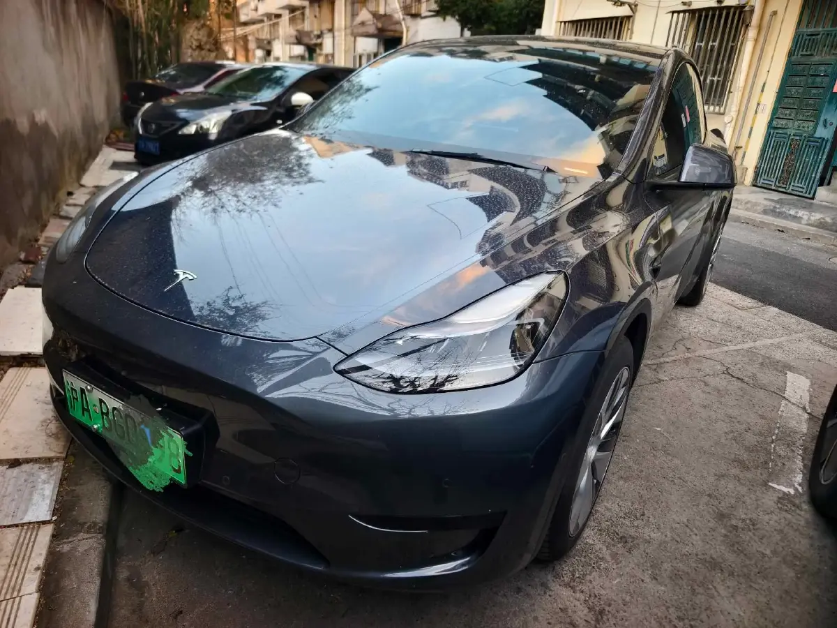 2022 Tesla Model Y BEV 60KWH