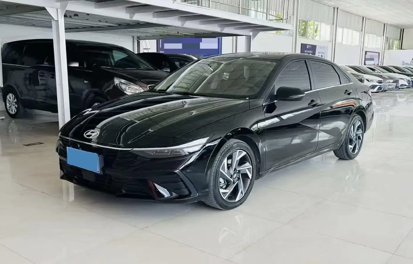 2023 Hyundai Elantra 1.5L 115HP L4 CVT