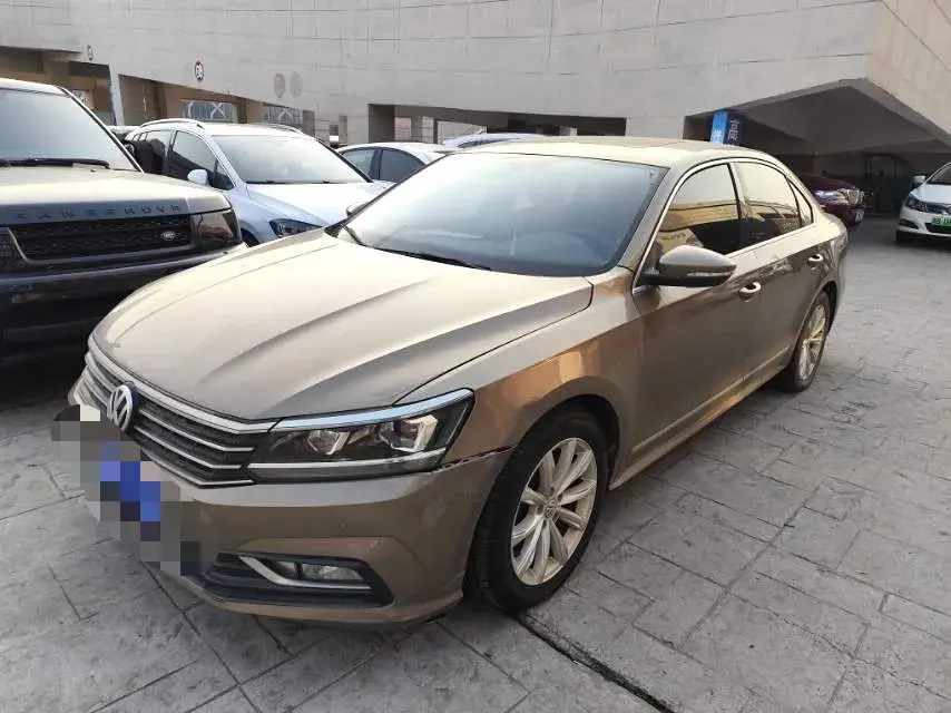 2017 Volkswagen Passat 1.8T 180HP L4 7DCT