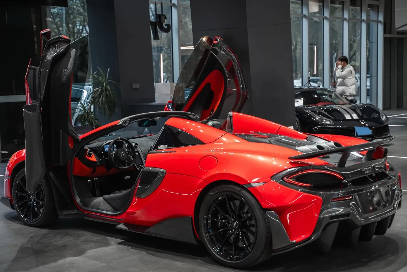 2019 McLaren 600LT 3.8T 600HP V8 7DCT,autocango,china used car exporter,china ev exporter,chinese used car exporter,chinese used ev exporter